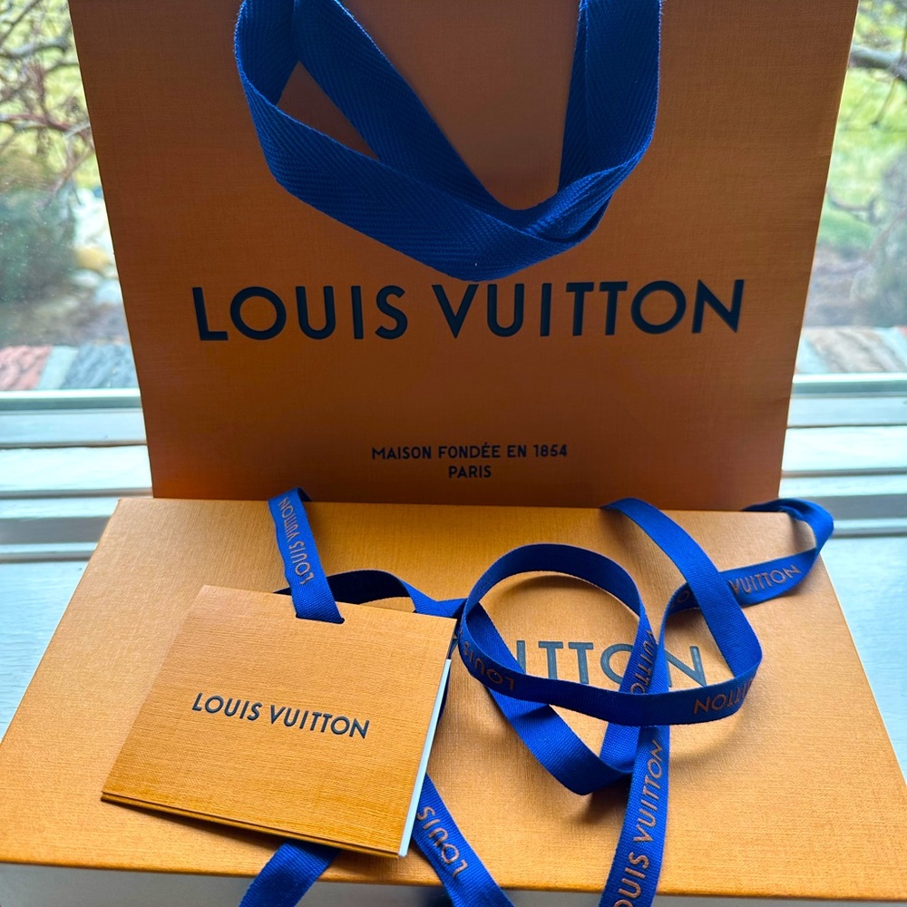 Authentic Louis Vuitton Box with ribbon,tag and gift bag